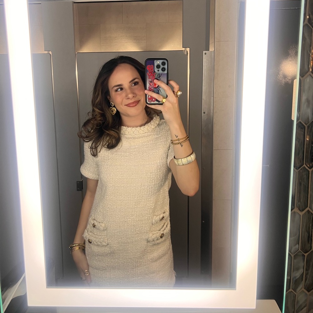 Meet your Posher, Holly